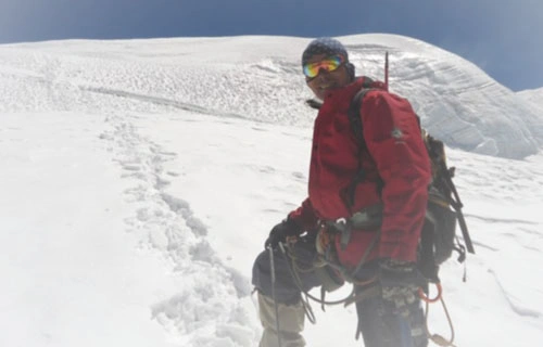 Why Do We Provide Two Climbing Sherpas for One Client on Chulu West?