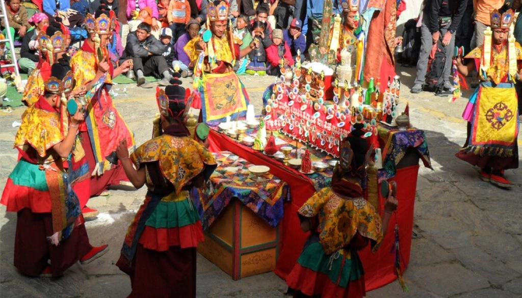 Mani Rimdu Festival Trekking