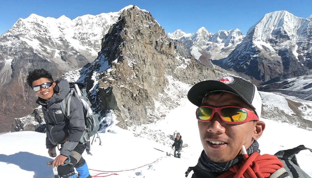 Pachermo Peak Climbing