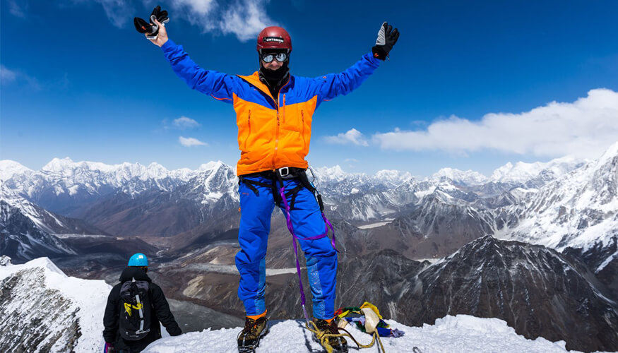 island peak summit 6,189m