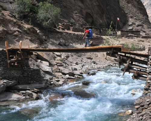 Temporary Woodden Suspension Bridge