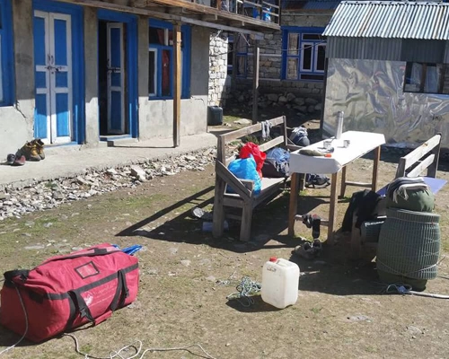 About To Leave From Kyanjin Gumba