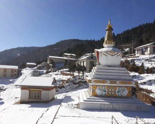 En Route To Mera Peak Via Panch Pokhari